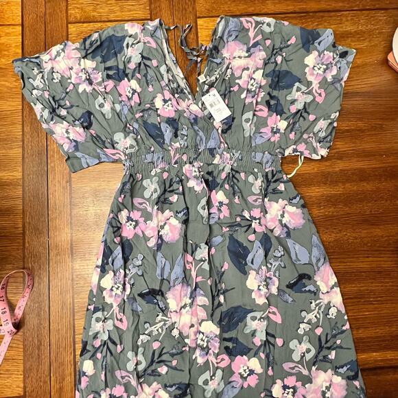 Jessica Simpson Floral Pink Green Maternity Wrap Maxi Dress Size Medium NWT - Picture 13 of 16